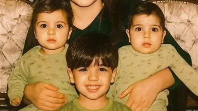 ام تنشر صورة
