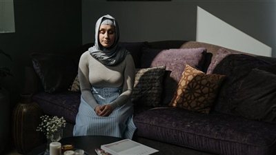 قصة زوجة الأب والابنة المراهقة